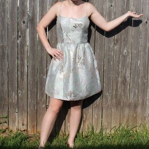 NWT Gianni Bini Gray Metallic Floral Dress